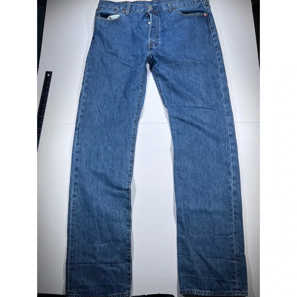 Levi's 501 Original Fit Men 36x36 Blue Medium Wash Straight Leg Button Fly Jeans